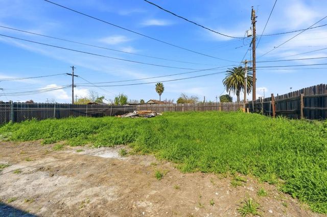 333 W 4th Street, Stockton, CA 95206