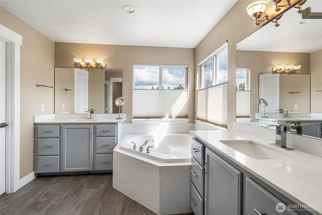 38018 38th Avenue S, Auburn, WA 98001