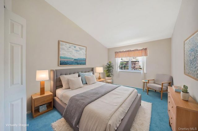 22 Fairlawn Drive, Central Islip, NY 11722