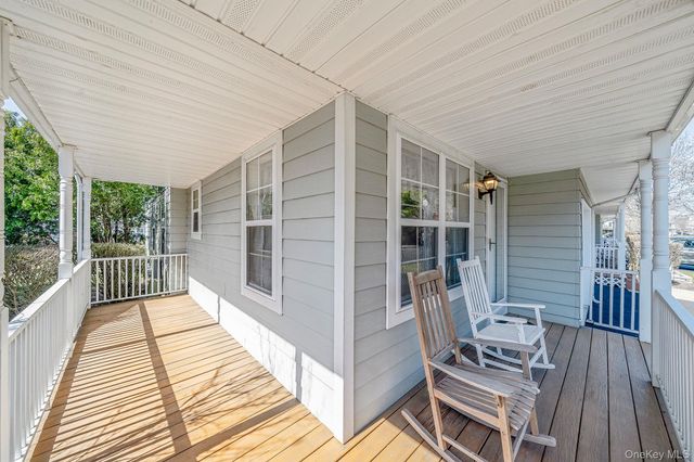 22 Fairlawn Drive, Central Islip, NY 11722