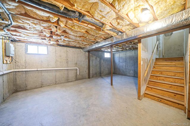 22 Fairlawn Drive, Central Islip, NY 11722