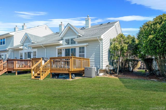 22 Fairlawn Drive, Central Islip, NY 11722