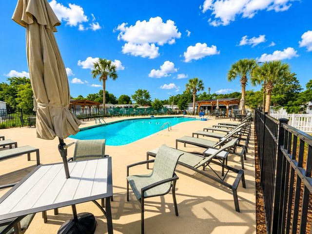 151 Crooked Island Circle, Murrells Inlet, SC 29576