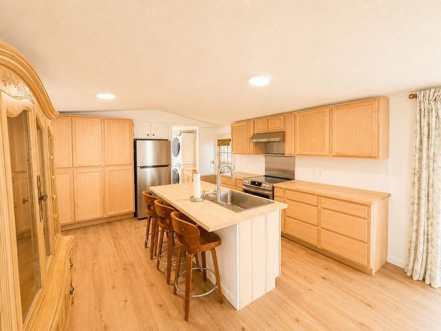 151 Crooked Island Circle, Murrells Inlet, SC 29576