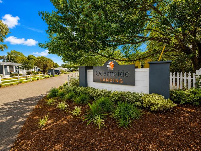 151 Crooked Island Circle, Murrells Inlet, SC 29576