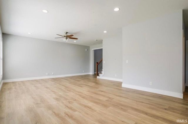 2415 Belize Drive, Evansville, IN 47725