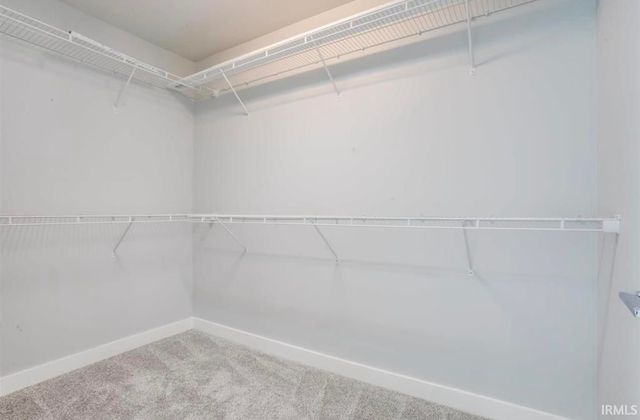 2415 Belize Drive, Evansville, IN 47725