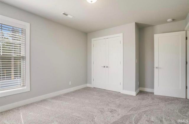 2415 Belize Drive, Evansville, IN 47725