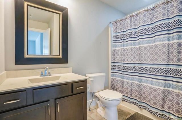 2415 Belize Drive, Evansville, IN 47725