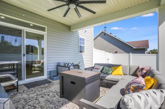 2415 Belize Drive, Evansville, IN 47725