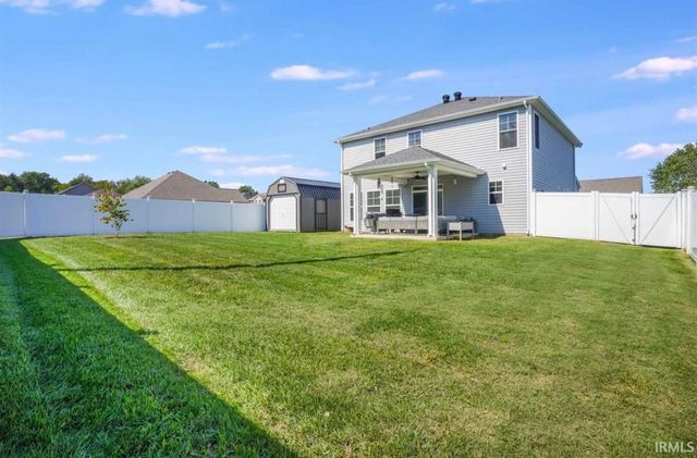 2415 Belize Drive, Evansville, IN 47725