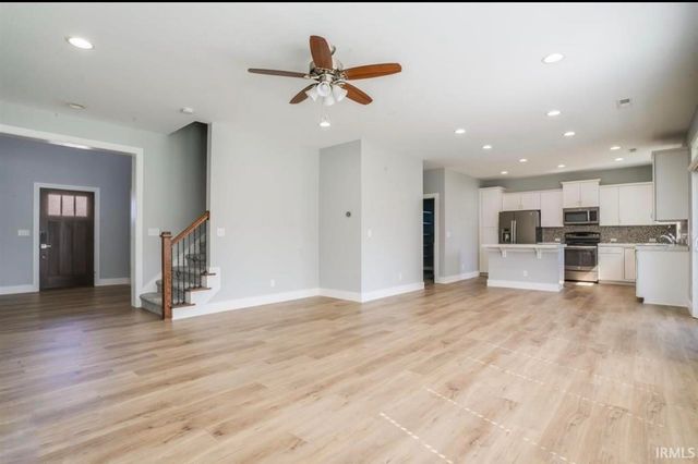 2415 Belize Drive, Evansville, IN 47725