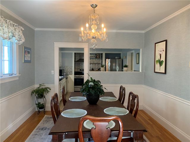 31 Elmcrest Avenue, Providence, RI 02908