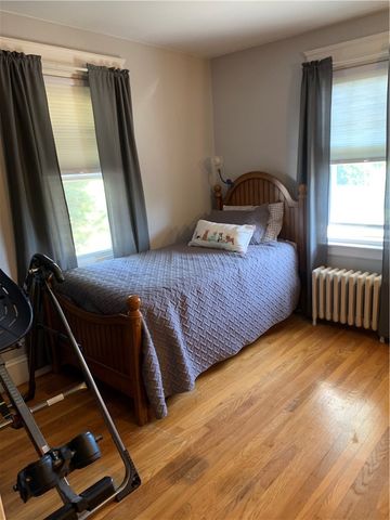 31 Elmcrest Avenue, Providence, RI 02908