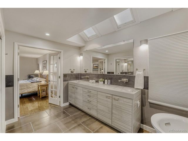 6570 S Madison Ct, Centennial, CO 80121