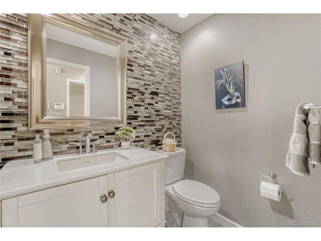 6570 S Madison Ct, Centennial, CO 80121