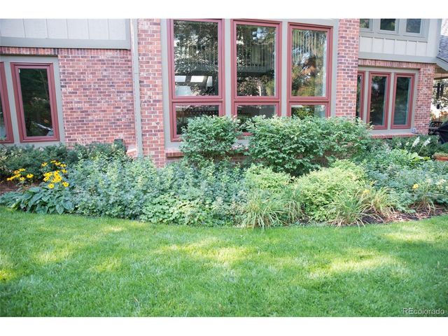 6570 S Madison Ct, Centennial, CO 80121