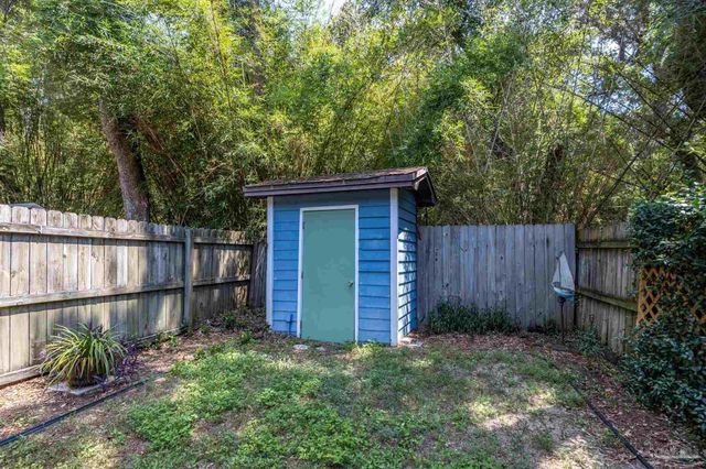 5904 Grotto Ave, Pensacola, FL 32507