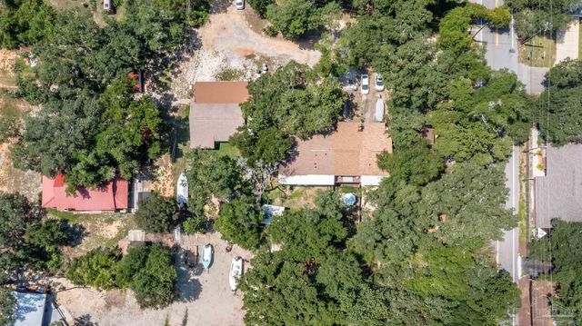 5904 Grotto Ave, Pensacola, FL 32507