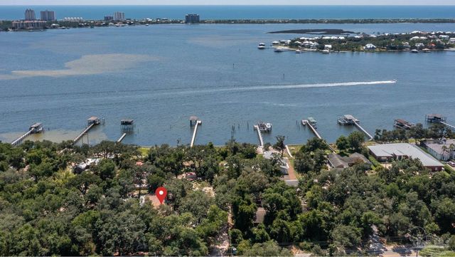 5904 Grotto Ave, Pensacola, FL 32507