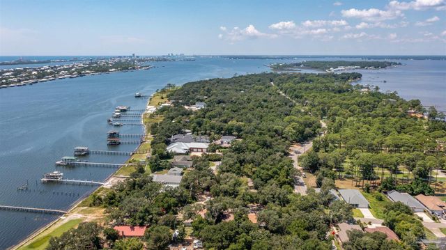 5904 Grotto Ave, Pensacola, FL 32507