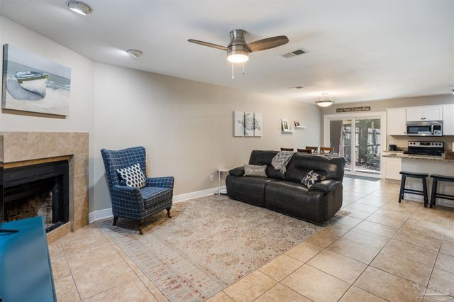 5904 Grotto Ave, Pensacola, FL 32507