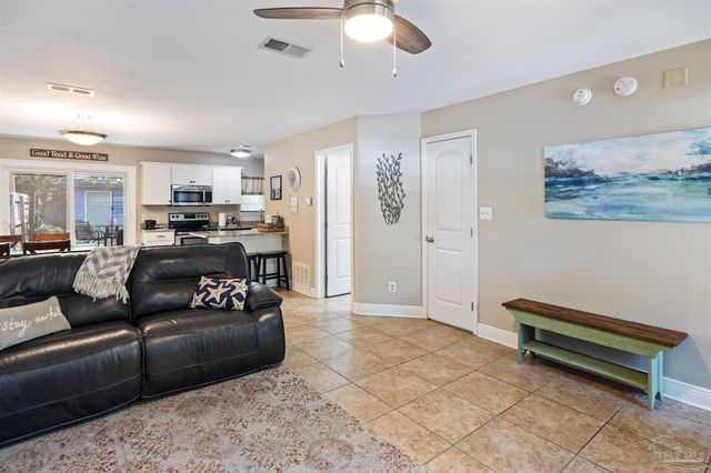 5904 Grotto Ave, Pensacola, FL 32507