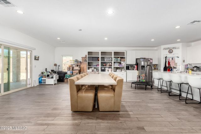 5568 W Summer Vw Drive, Marana, AZ 85658