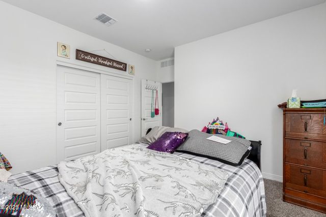 5568 W Summer Vw Drive, Marana, AZ 85658