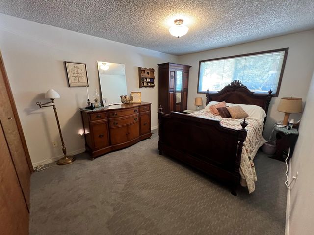 7575 Cannon Avenue, Klamath Falls, OR 97603