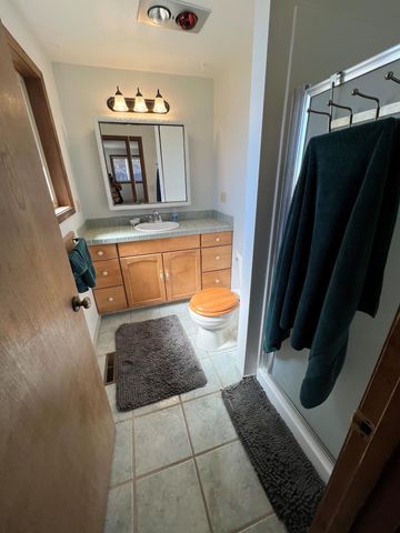 7575 Cannon Avenue, Klamath Falls, OR 97603