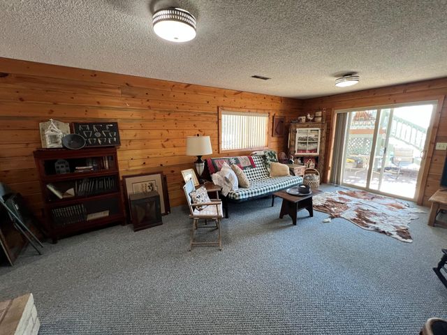 7575 Cannon Avenue, Klamath Falls, OR 97603