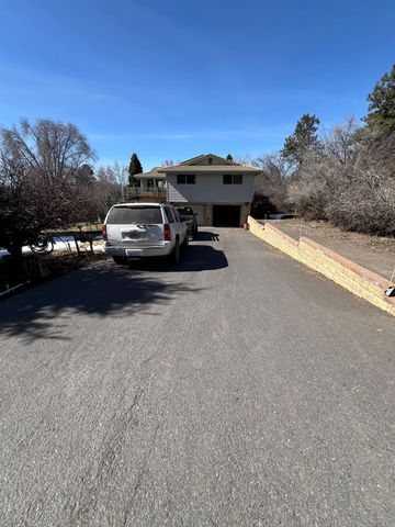 7575 Cannon Avenue, Klamath Falls, OR 97603