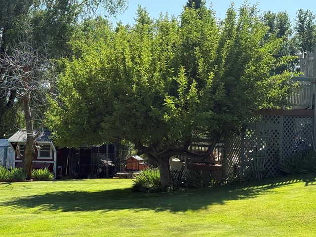 7575 Cannon Avenue, Klamath Falls, OR 97603