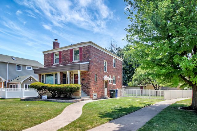 3415 W Maple Street, Evergreen Park, IL 60805