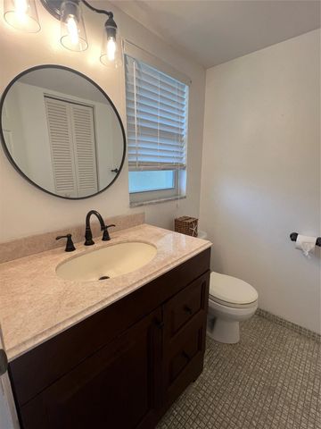 2615 NE 3rd Court 213, Boynton Beach, FL 33435