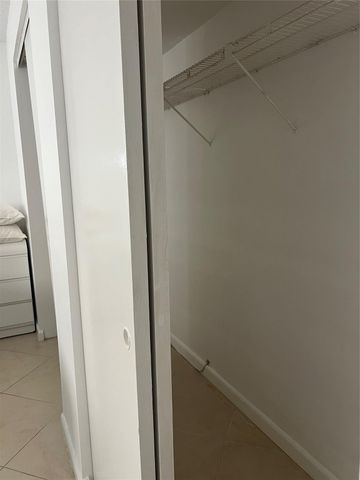 2615 NE 3rd Court 213, Boynton Beach, FL 33435