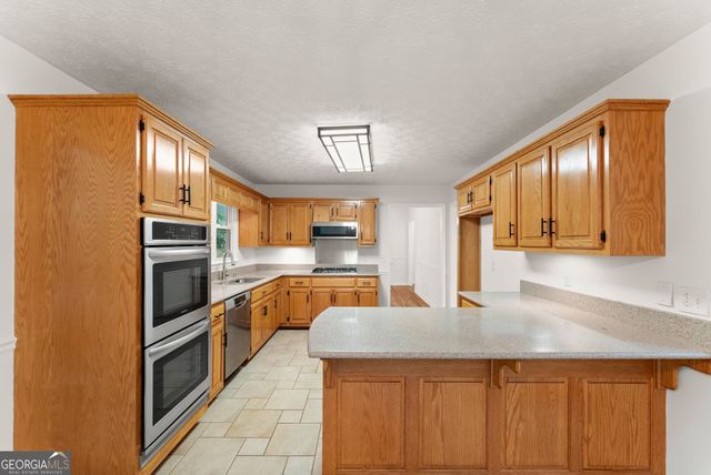 4001 Catawba Ridge, Gainesville, GA 30506