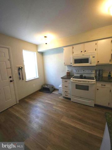 104 LAUREL CT, Quakertown, PA 18951