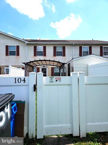 104 LAUREL CT, Quakertown, PA 18951