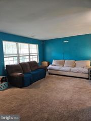 104 LAUREL CT, Quakertown, PA 18951