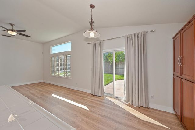 5325 Dasco Way, Sacramento, CA 95835