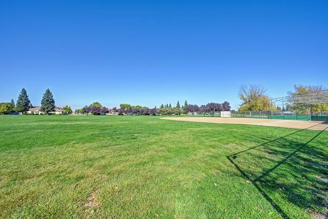 5325 Dasco Way, Sacramento, CA 95835
