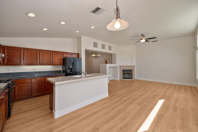 5325 Dasco Way, Sacramento, CA 95835