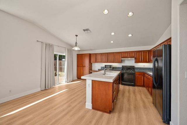 5325 Dasco Way, Sacramento, CA 95835