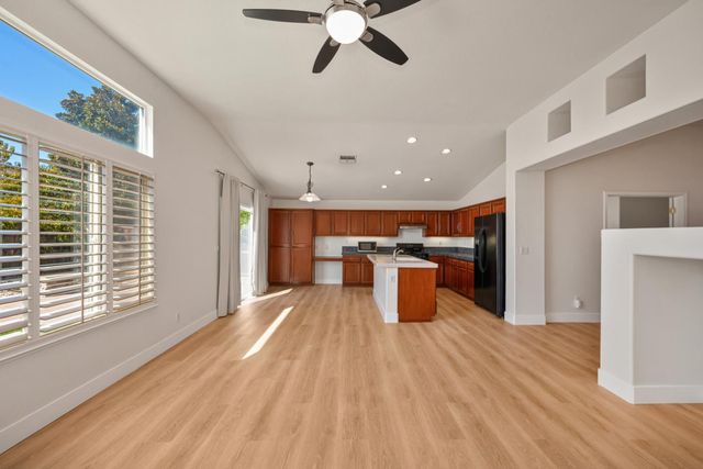 5325 Dasco Way, Sacramento, CA 95835