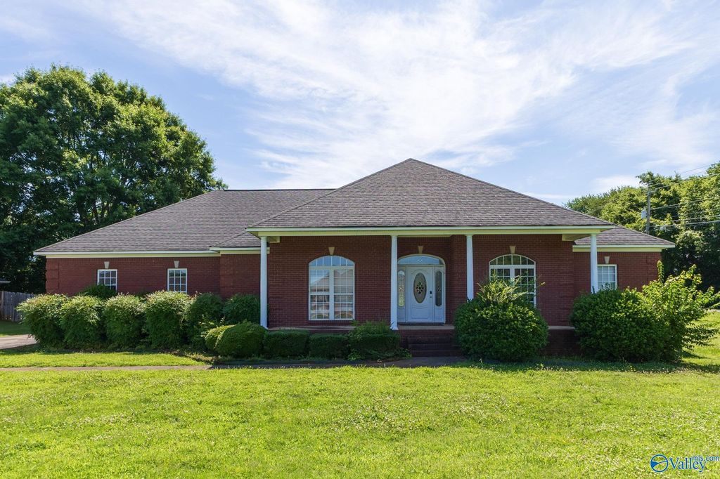 101 Stetson Drive, Harvest, AL 35749