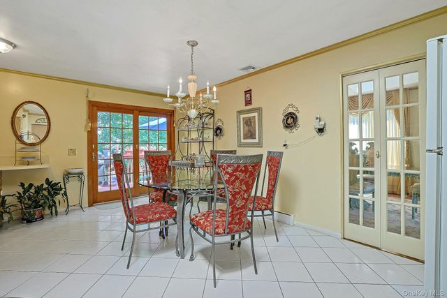 635 Gilbert Avenue, Pearl River, NY 10965