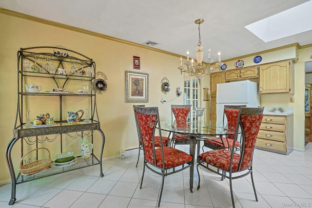 635 Gilbert Avenue, Pearl River, NY 10965