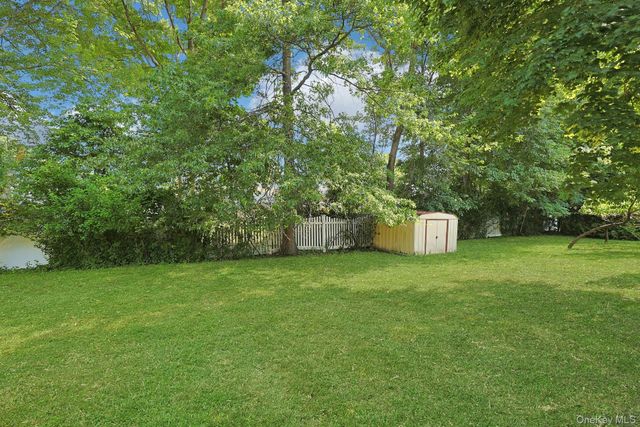 635 Gilbert Avenue, Pearl River, NY 10965